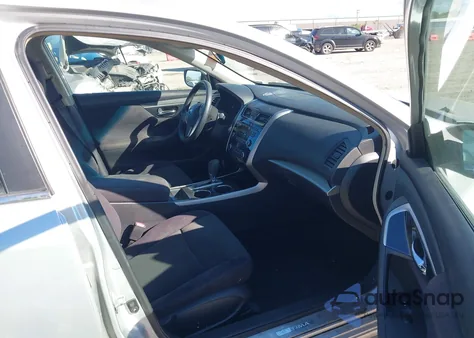 2013 Nissan Altima 2.5 из США, поврежденный, VIN 1N4AL3AP9DC154032